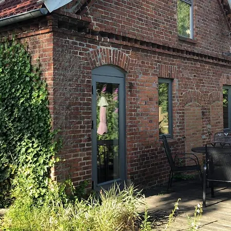 Gemuetliche Bauernkate Auf Dem Hof Hospitalmuehle Neustadt in Holstein